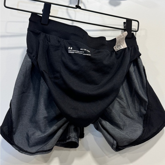 Under armor running shorts - Picture 4 of 13